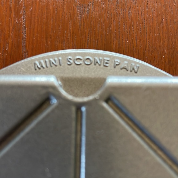 Nordic Ware Mini Scone Pan - Picture 4 of 4